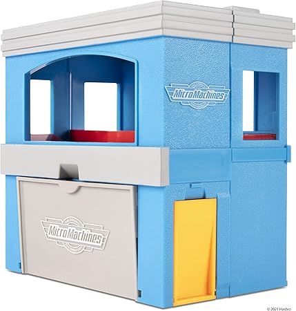 Micro Machines Micro Gas N’ Dash Expanding Playset With Exclusive Vehicle